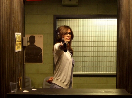[URL=https://twitter.com/Stana_Katic/status/21970024280]@STANA_KATIC[/URL] Preparando para atirar...
Palavras chave: TWITTER;2010;CASTLE;BASTIDORES;PUNKED;3ª TEMPORADA