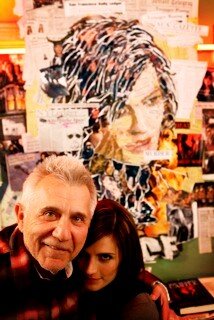 [url=https://twitter.com/Stana_Katic/status/307541271403184128]@Stana_Katic[/url] Bem vindo de volta, Alfredo! Um dos últimos deslocados e foras-da-lei do filme. Senti a falta do seu ser punk rock. X S
Palavras chave: 2010;2ª temporada;Castle;bastidores;Alfred Sole;Twitter