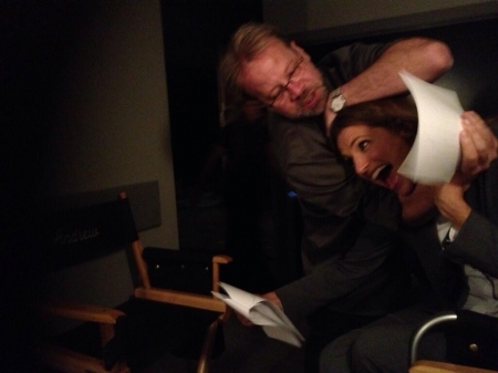 [url=https://twitter.com/Stana_Katic/status/360215462333800450]@Stana_Katic[/url] ...@AndrewWMarlowe sempre ADORA todas elas. #CastleSeason6 Bons momentos.
Palavras chave: Twitter;2013;Andrew Marlowe;Castle;bastidores;6ª temporada