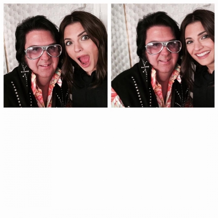 [url=http://instagram.com/p/BSk6kPPgVPD]@drstanakatic[/url]: 3. Se você se meter em encrencas, encontre o Elvis. Ele é o rei. #VegasDoMeuJeito

