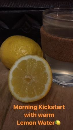 [url=http://instagram.com/drstanakatic]@drstanakatic[/url] (Stories): Começando a manhã com água com limão morna. 🍋

