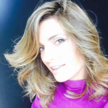 [url=http://instagram.com/p/BdnerRWh5QU]@drstanakatic[/url]: É, é. Eu sei... "Os anos 70 ligaram. Eles querem seu cabelo de volta." #BolasDiscoEPistasDeDançaSãoMeuAltar 💃🏻🕺🏻 #ColoquemGlitter,Festeiros
