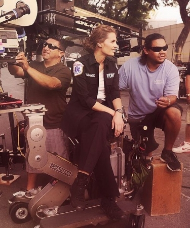 [url=http://instagram.com/p/Bgg6tYUBwnV]@drstanakatic[/url]: #Empoleirada 2 🎥📽🎥📽🎥📽🎥📽 Sempre gosto de andar e aprender com minha equipe de câmeras. #LembrançasDeSegunda 🎥📽🎥📽🎥📽🎥📽 Prepare-se, pessoal, 💯tenas de fotos com o pessoal do departamento de câmeras. 😜
