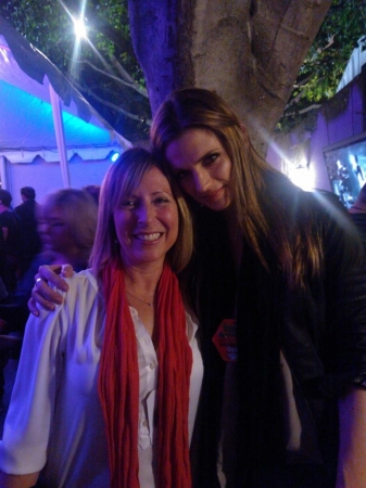 [url=https://twitter.com/prgirl31/status/278157617640128512]@prgirl31[/url] 2 das minhas rockstars preferidas! A adorável @lisaxmay com a maravilhosa @Stana_Katic no #KROQACX12
Palavras chave: Twitter;2012;Kristi Foreman;Lisa May;KROQ;Almost Acoustic Xmas