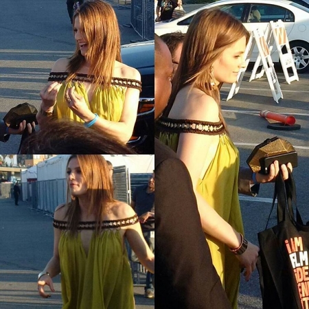 [url=https://www.instagram.com/p/BCU3ZU9hEMY/]@corinna_stf[/url]: LA, eu te amo! Adivinhem quem eu vi hoje? Bem, ninguém mais do que uma das minhas atrizes preferidas... a linda @drstanakatic! #pasma #heroínadaTV #teamBeckett #FilmIndependentAwards #SantaMonica #StanaKatic
