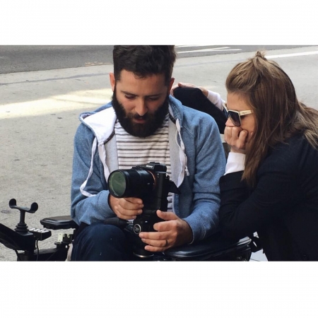 [url=https://instagram.com/p/BDCZZYpLbgw]@carbajalphoto[/url]: No final de semana passado eu tive a oportunidade incrível de dar minha primeira aula particular de fotografia para a generosa @drstanakatic no centro de LA, onde ela me inspirou a começar minha próxima série na cidade. Amo você, Stana. ❤️📷☀️ Obrigado por ser minha aluna incrível e por cuidar do meu irmão e de mim.
Me diverti tanto compartilhando meu conhecimento de fotografia com ela que estou pensando em organizar um workshop de fotografia. Só de curiosidade, quem estaria interessado? Obrigado a todos pelo seu apoio infindável e por acreditarem em mim. Nunca desistam.

