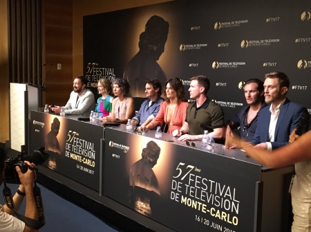 [url=https://twitter.com/AbsentiaSeries/status/876019035007102976]@AbsentiaSeries[/url]: Dê RT se você está juntando-se a nós para o dia 2 do @festivaltvmc! #MonteCarlo #FTV17 #Absentia @Stana_Katic
