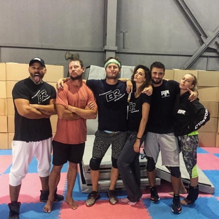 [url=https//instagram.com/p/BnTvGt-FbaY]@angelbonanni33[/url]: Preparando nossos passos de Flashdance. #EstoureiMeuJoelho #Absentia2 #ArrasaNaTemporada a dançarina de break @drstanakatic. Obrigado aos incríveis @black_rats_stunt.
