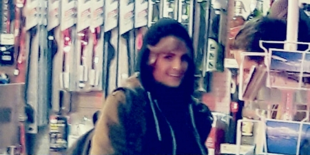002.jpg