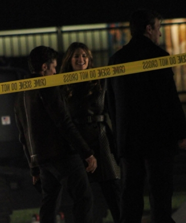 © [url=http://sleuthdog100.tumblr.com/]Drying Paint[/url]
Palavras chave: gravações;bastidores;5x09;spoiler;Castle;5ª temporada;Nathan Fillion
