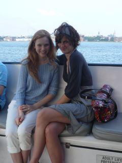 Palavras chave: Molly Quinn;2008;Castle cruise;boat cruise;cast