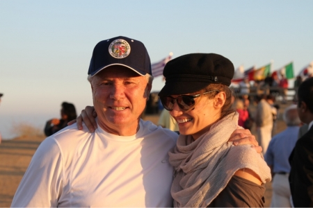 [url=https://twitter.com/Stana_Katic/status/216014552637247489]@Stana_Katic[/url] Caminhada e passeio de bicicleta fantástico com o conselheiro de LA Tom LaBonge. Eu e meus amigos nos divertimos muito absorvendo a cidade em nosso próprio rítmo. #ATP
Palavras chave: Tom LaBonge;ATP;LA;Los Angeles