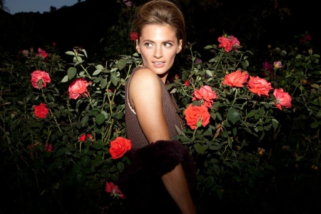 [url=https://www.facebook.com/stanakaticfanpage/photos/a.10151157352656674.438260.284801801673/10152524419841674/]Stana Katic[/url]: Mandando abraços e muito amor nessas festas!
Confiram o Instagram oficial da Stana Katic para fotos especial durante esse hiatus (olá, wanderlust!)
http://instagram.com/drstanakatic
Feliz ano novo a todos! x
- Moderador
