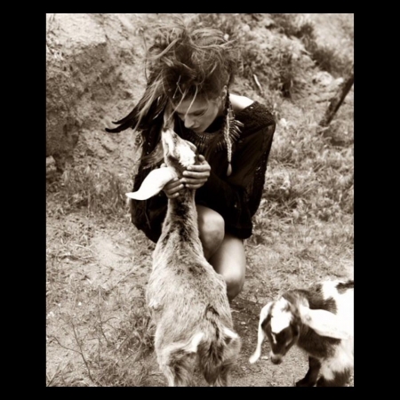 [url=https://instagram.com/p/6bmczWR4eu/]@drstanakatic[/url]: De uma sessão que fiz com @brianbowensmith.
Os animais nesse rancho eram comoventes.
