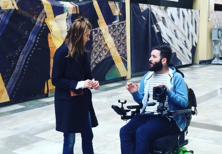 [url=https://www.instagram.com/p/BDAEwB2x4QR]@drstanakatic[/url]: Última foto por hoje. Aprendendo fotografia de rua com @carbajalphoto. Inspiração incrível. Professor paciente. #MeuProfessorÉFoda
