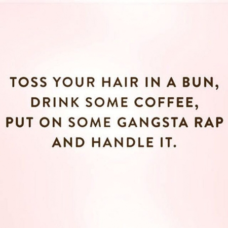 [url=http://instagram.com/p/BMUIlHFgJNS]@drstanakatic[/url]: Alguns dias são tipo. 💄💋

("Faça um coque no cabelo, beba um café, coloque um rap gangsta e lide com isso.")

