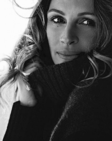 [url=https://instagram.com/p/BcGCG2KBNOl]@drstanakatic[/url]: Minha #QuedinhaDeQuarta... É, eu sei 😏: ela é a quedinha de TODO MUNDO. ✌🏾
#JuliaRobertsSempreArrasa

