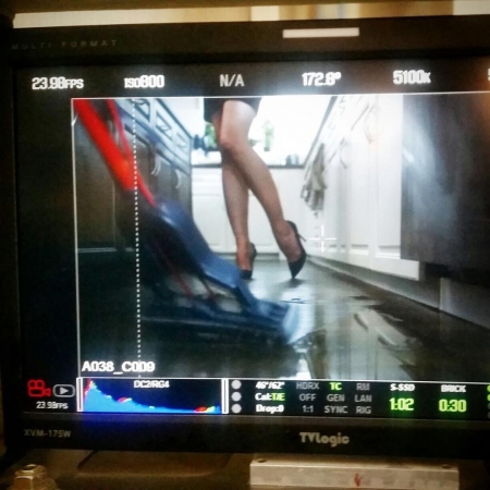 [url=http://instagram.com/p/BiSbl-4B2yT]@drstanakatic[/url]: Anúncio de esfregão? ❌ Não.
Comercial de meia-calça? ❌ Não.
#bastidore de #Absentia? ✅ Sim! 👁
#Showcase #Amazon #AXN
