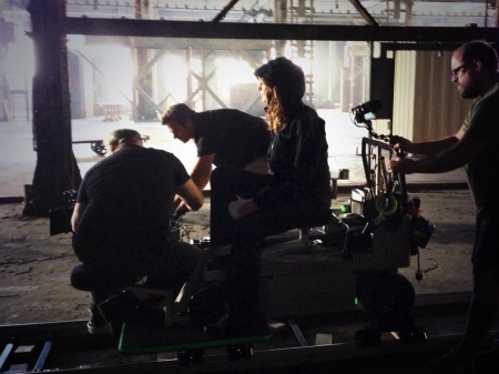 [url=https://twitter.com/Castlegrip/status/364428910219370497]@Castlegrip[/url] Equipe A de #Castle trabalhando duro. E SIM para a sua pergunta [se é a Stana na foto].
Palavras chave: Castle;bastidores;6ª temporada;Need To Know;6.03;6x03;s06e03;Yancey Arias;Nathan Fillion;Lisa Eldenstein