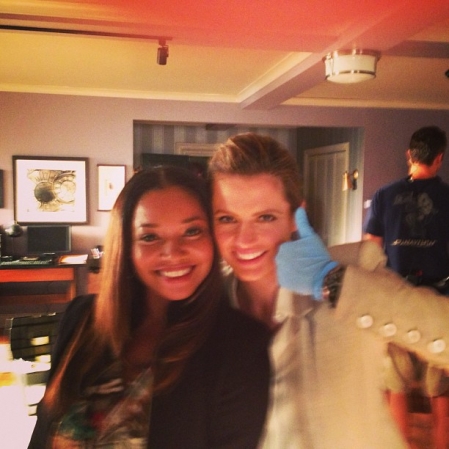 [url=http://instagram.com/p/d0T5lYt03p/]@tamjones1[/url]: @StanaKatic #poderdasgarotas #boomnasuacara
Palavras chave: Tamala Jones;Twitter;2013;Castle;bastidores;Time Will Tell;6ª temporada;season 6