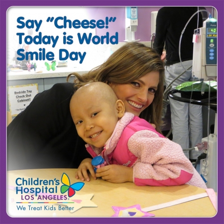 [url=https://twitter.com/ChildrensLA/status/386142422834487296]@ChildrensLA[/url]: Feliz #DiaMundialDoSorriso! "Quando sorrio, me sinto ________."
Palavras chave: CHLA;Childrens Hospital;Demi;2013