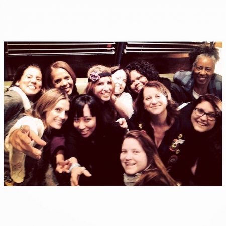 [url=http://instagram.com/p/lTCxTtG-8B/]@monixdecastro[/url]: Ontem no set. Em boa compania.
Palavras chave: Twitter;2014;Penny Johnson Jerald;Lizbeth Williamson;Monica de Castro;kristi foreman