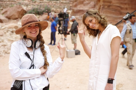 [url=https://www.facebook.com/dollander/posts/10153424415774165]Nicolas Dollander[/url]: Duas supermulheres!!! Amanda Rohlke e Stana Katic
