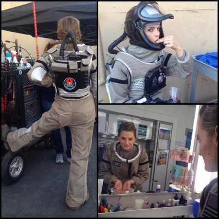 [url=https://twitter.com/lizbeth4beauty/status/570419111957696512]@lizbeth4beauty[/url]: @Stana_Katic #Castle #TheWrongStuff #bastidores
