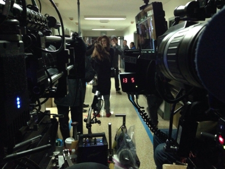 [url=https://twitter.com/AndrewBikichky/status/688323909209358336]@AndrewBikichky[/url]: Trabalhando até tarde no episódio 815 de #Castle.

Tenham um ótimo final de semana. :)

http://youtu.be/bsYp9q3QNaQ 
@DavidBowieReal - Heroes (Live) 
