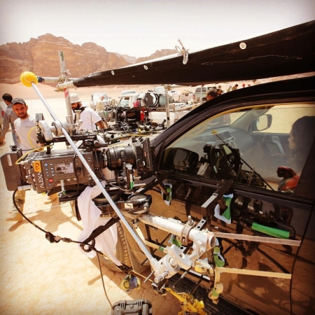 [url=http://instagram.com/p/BauBxJ-gRyi]@amatalqa[/url]: Montagem da câmera. #TheRendezvous
