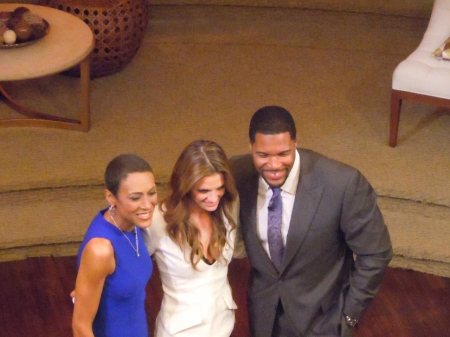 [url=pinktheatre.tumblr.com/post/46852742200]pinktheatre[/url]
Palavras chave: TV;2013;LIVE WITH KELLY AND MICHAEL
