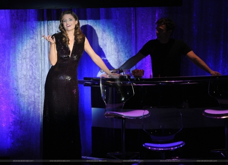 Palavras chave: Alzheimer Association;A Night At Sardi&#039;s;fund raiser;benefit;2011