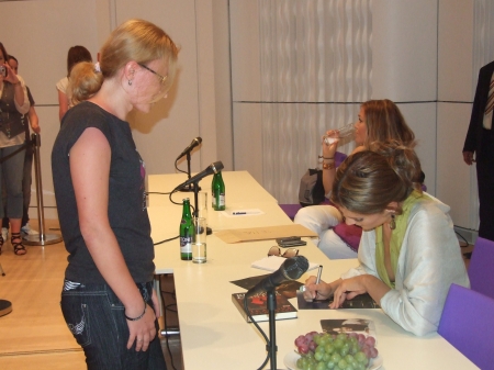 © [url=http://www.flickr.com/photos/lukkeh]Lukkeh[/url]
