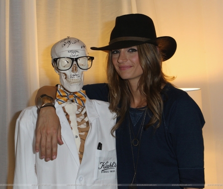 Palavras chave: COACHELLA;LACOSTE L!VE 4TH ANNUAL DESERT POOL PARTY - DAY 2;INDIO;FESTIVAL;EVENTOS;2013