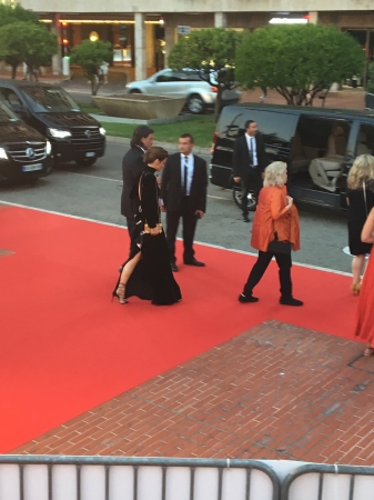 © [url=http://twitter.com/Fantaskatic]@Fantaskatic[/url]
