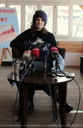 042.jpg