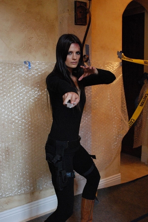 Palavras chave: STILETTO;FILMES;PROMOS;RAINA