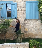 010.jpg
